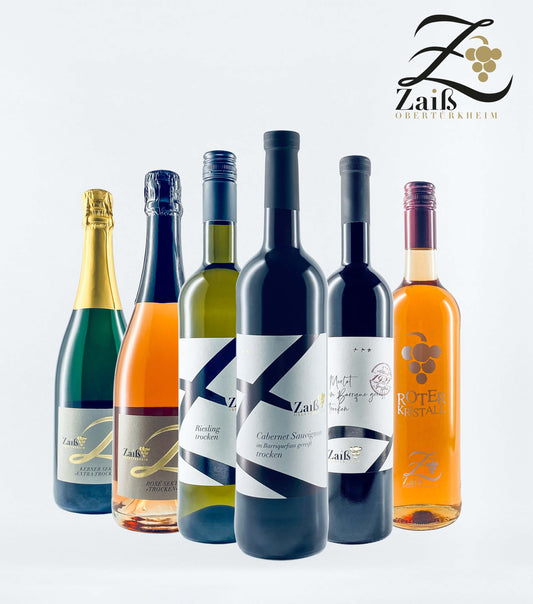 Klassiker-Päckle Weinpaket.  Bestehend aus: 1x Kerner Sekt extra trocken  1x Rosé Sekt trocken  1x Riesling ** QbA trocken  1x Cabernet Sauvignon ** QbA trocken -Barrique-  1x "Albert Gustav 1921" Merlot *** QbA trocken -Barrique-  1x "Roter Kristall" Spätburgunder Weißherbst QbA feinherb  1x Versandkostenfrei